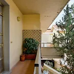 Guesthost - Casa Del Sole Comfy Flat With Parking Lejlighed