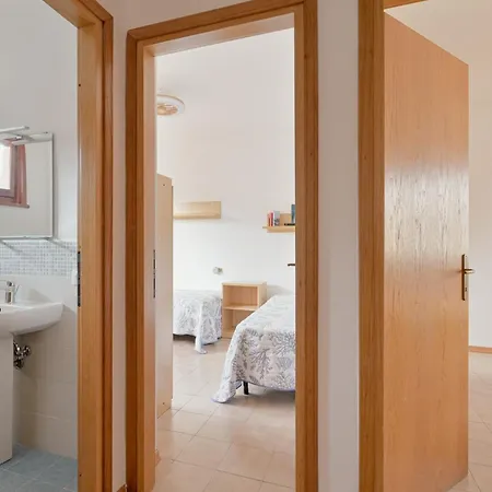 Apartmán Guesthost - Casa Del Sole Comfy Flat With Parking